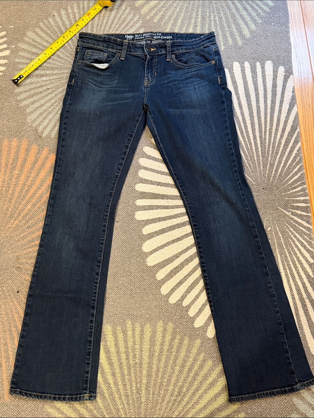 GAP Women's Sexy Bootcut Jeans 6/28
